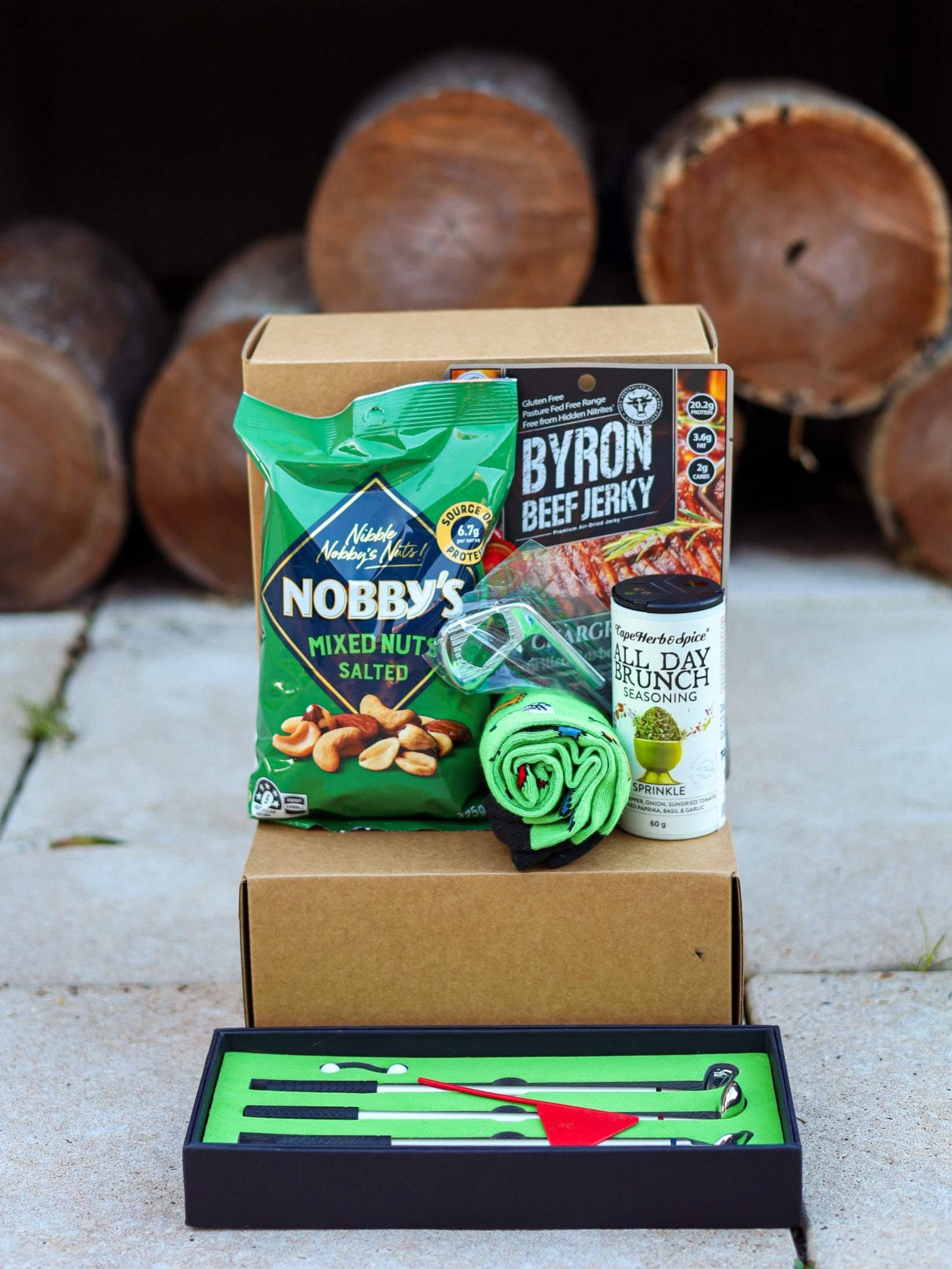 The GOLF & GRAZE Box